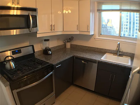 Rented by Apartment Luxe Realty Group, Inc | media 49