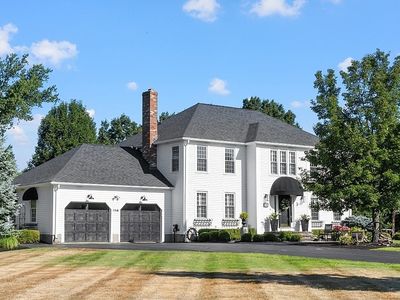 114 Old Farm Rd, North Andover, MA, 01845