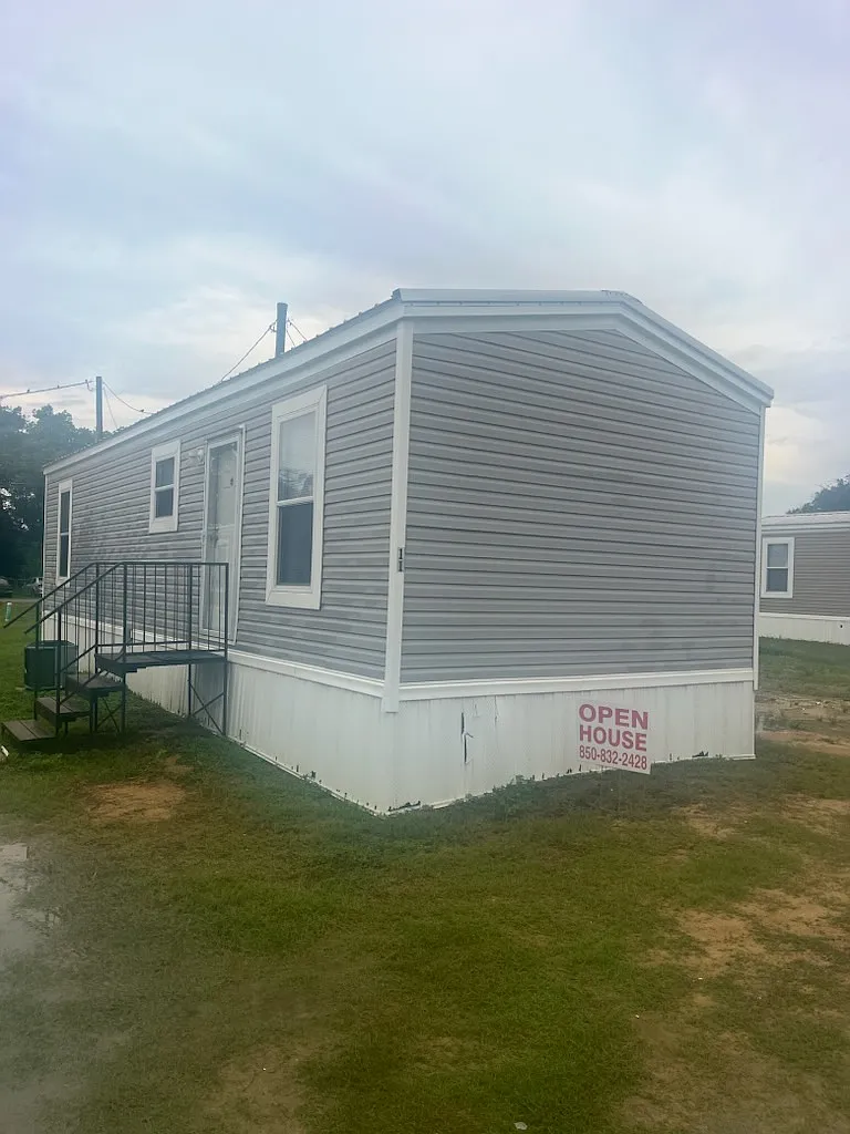 1 bed, $1,050 — Photo 1