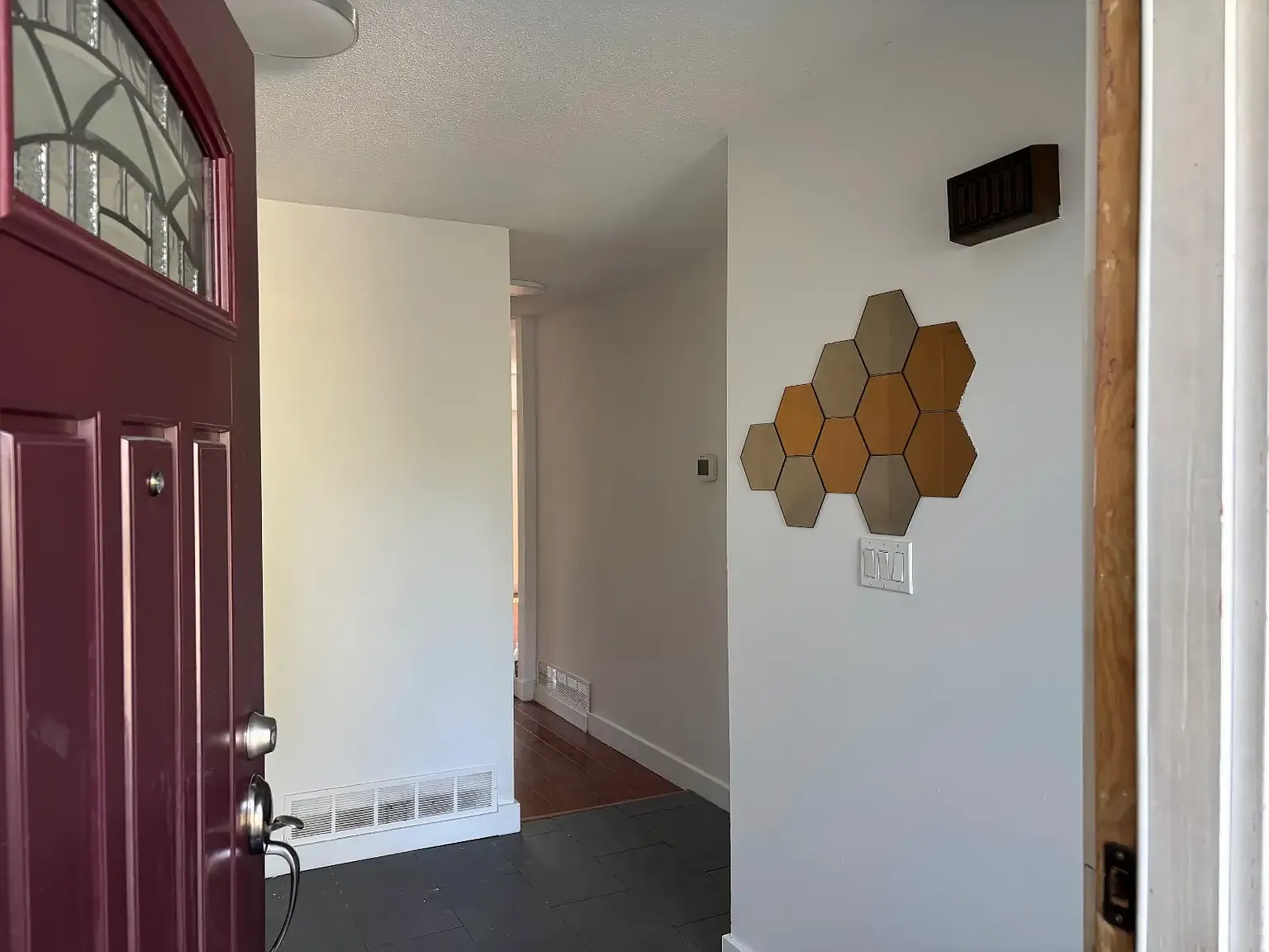3 bed, 1360 sqft, $2,900 — Photo 4