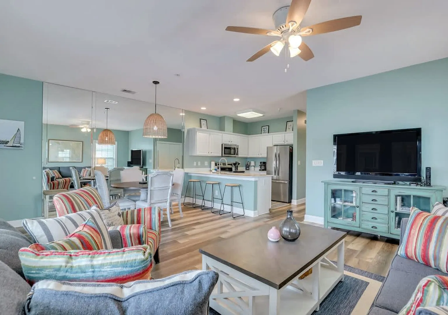 Central Tybee Condo - Walk to Beach & Dining — Photo 1