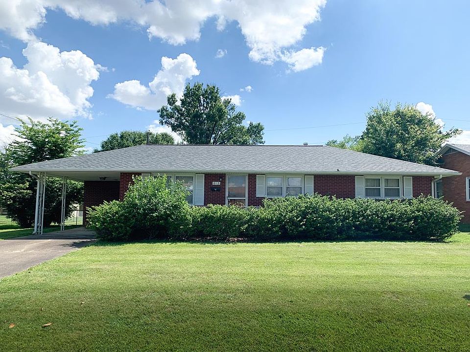 1st image of 812 Dixiana Dr