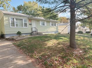 1021 Edgehill Dr, Saint Louis, MO