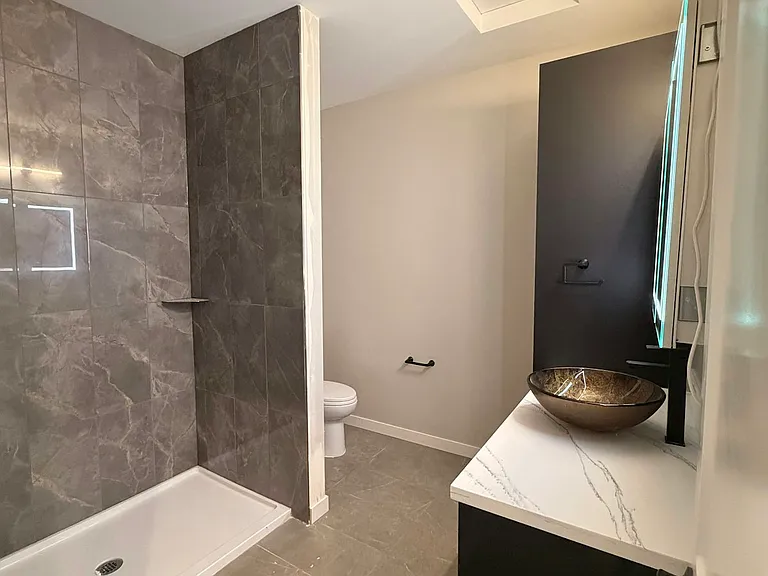 8934 Arlon St #3 — Photo 5