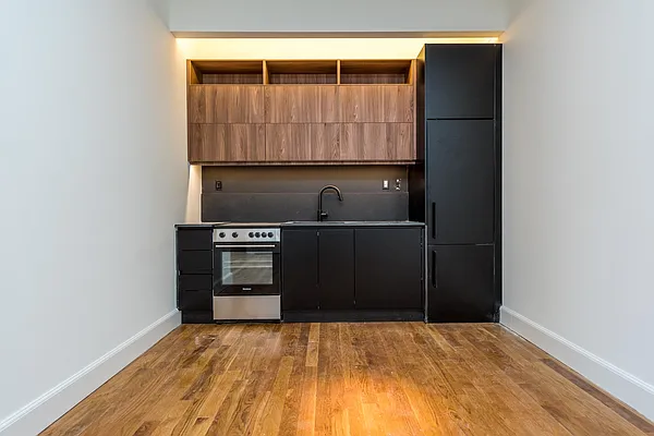 Rented by Nooklyn NYC LLC | media 93