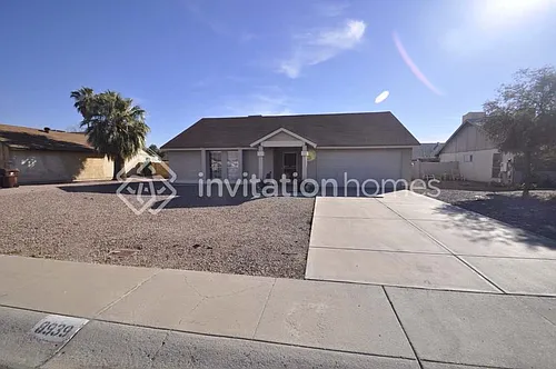 8939 W Vogel Ave Photo 1