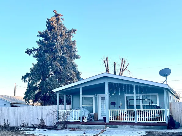 243 E Butterfield St, Weiser, ID 83672