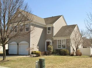 20 Musky Ridge Dr, Hackettstown, NJ 07840