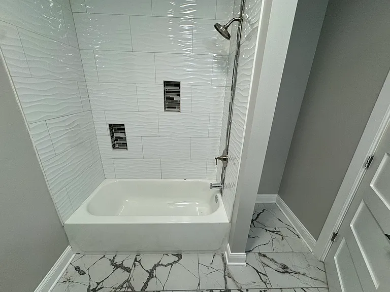 8137 S Langley Ave #1 — Photo 8