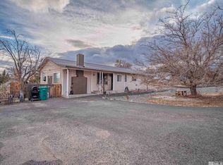 21 Pyrite Dr, Mound House, NV 89706