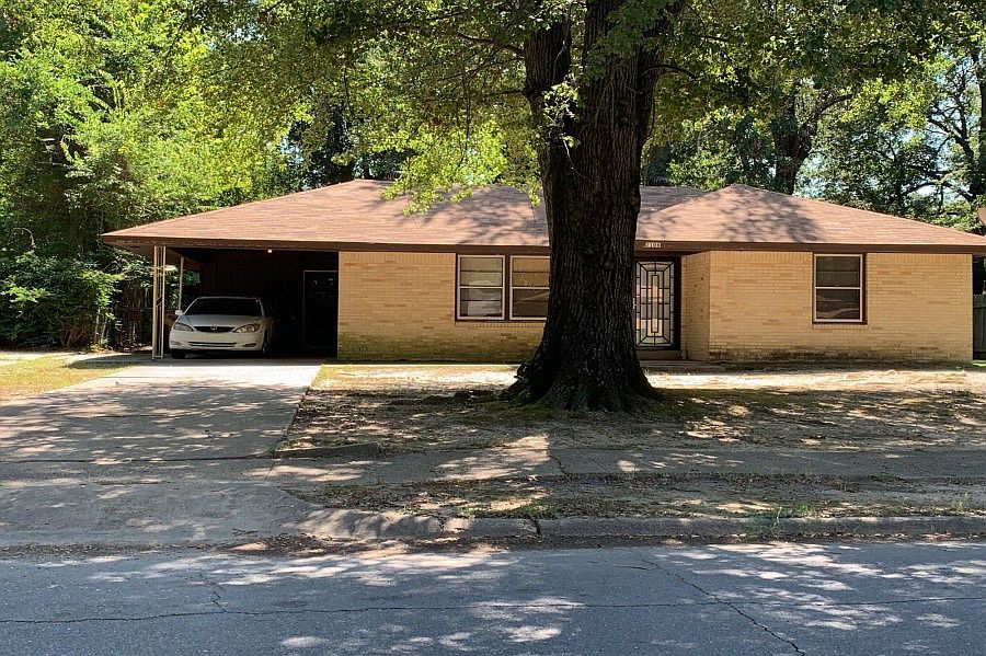 1st image of 3106 Violet Dr