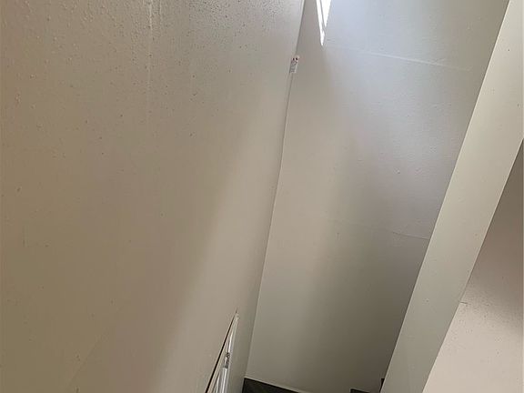 4th image of 1810 Potomac Pl APT C