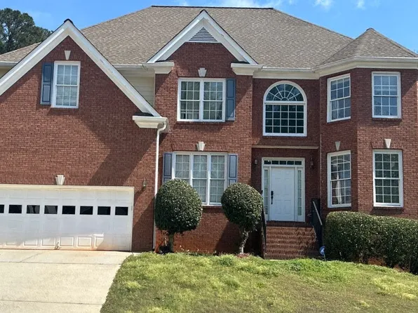 662 Kenion Forest Way, Lilburn, GA 30047