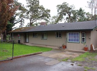 14841 Agate Rd, Eagle Pt, OR 97524