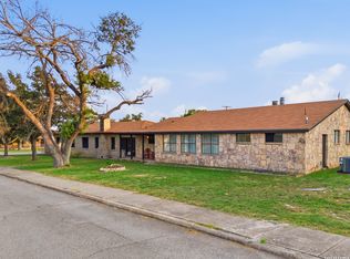 30 Colony Row #31, Brackettville, TX 78832