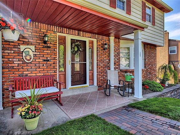 4th image of 108 Wiltshire Cir