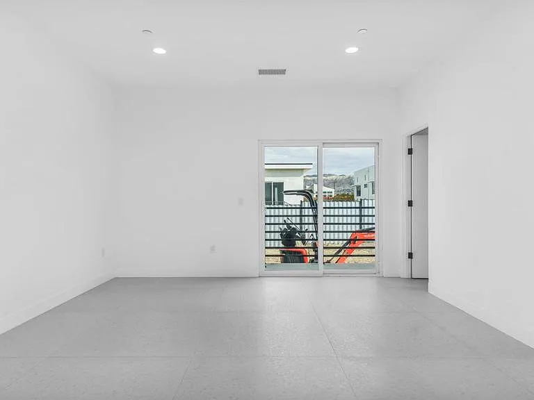 67670 Buckboard Ln — Photo 15