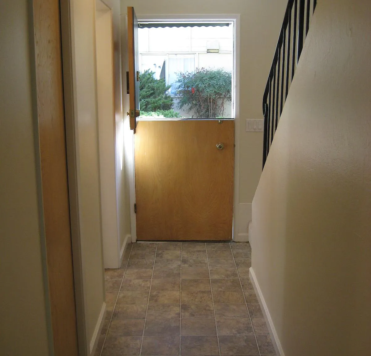 2 bed, 1.5 bath, $3,295 — Photo 2