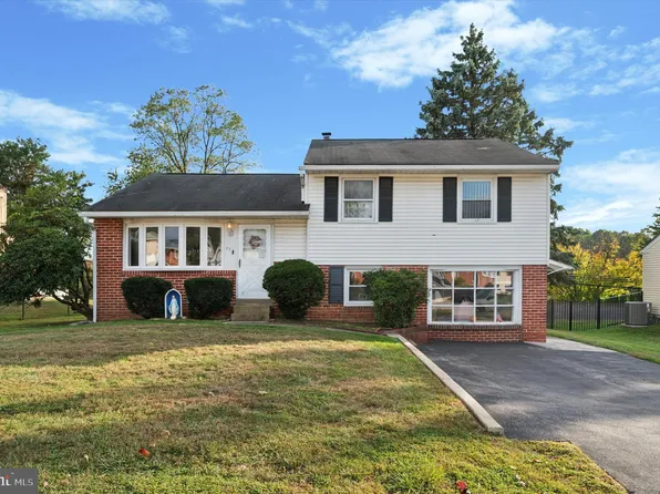 411 Warren Blvd, Broomall, PA 19008
