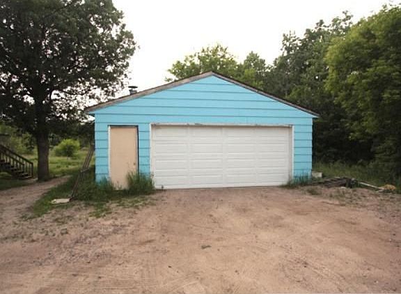 3rd image of 21126 Cedar Dr NW