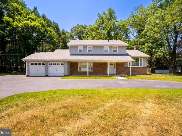 158 Hightstown Rd, Princeton Junction, NJ 08550