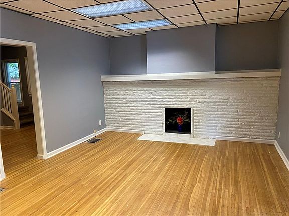 2nd image of 708 Bungalow Ct