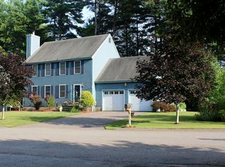 26 Calvin St, Ayer, MA 01432