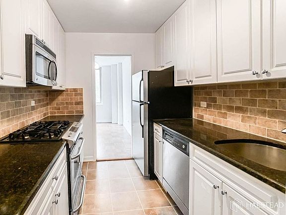 4th image of 125 E 87th St APT 5C