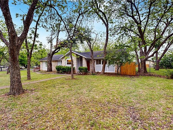 4th image of 3211 Great Valley Dr