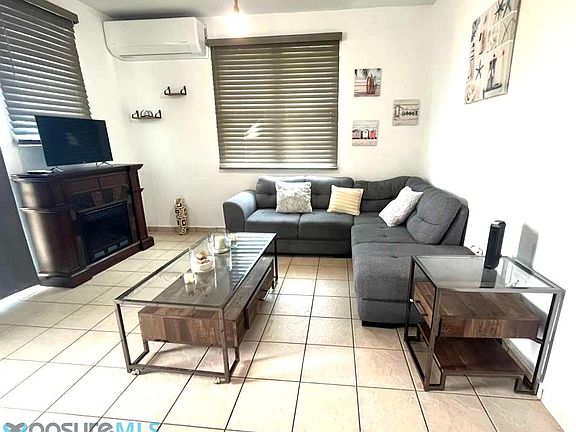 4th image of 104 Cond Playa Buye