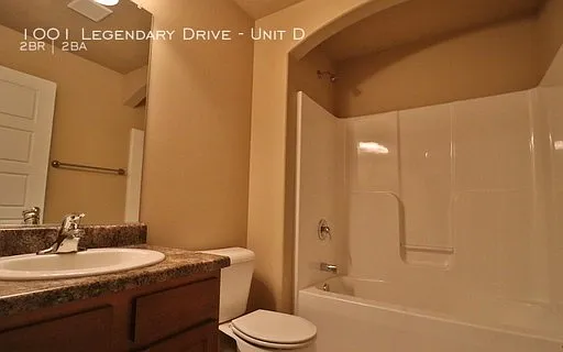 1001 Legendary Unit D Bathroom 2_07082021