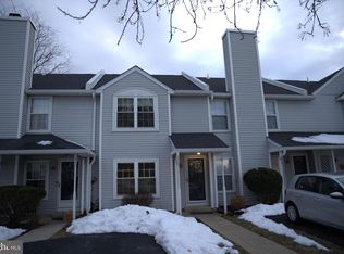 32 Eaton Ct, Newtown, PA 18940