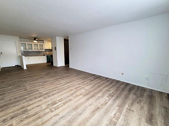 4th image of 714 Jessamine Ave W APT 103