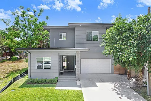 1326 W Fig St Photo 1
