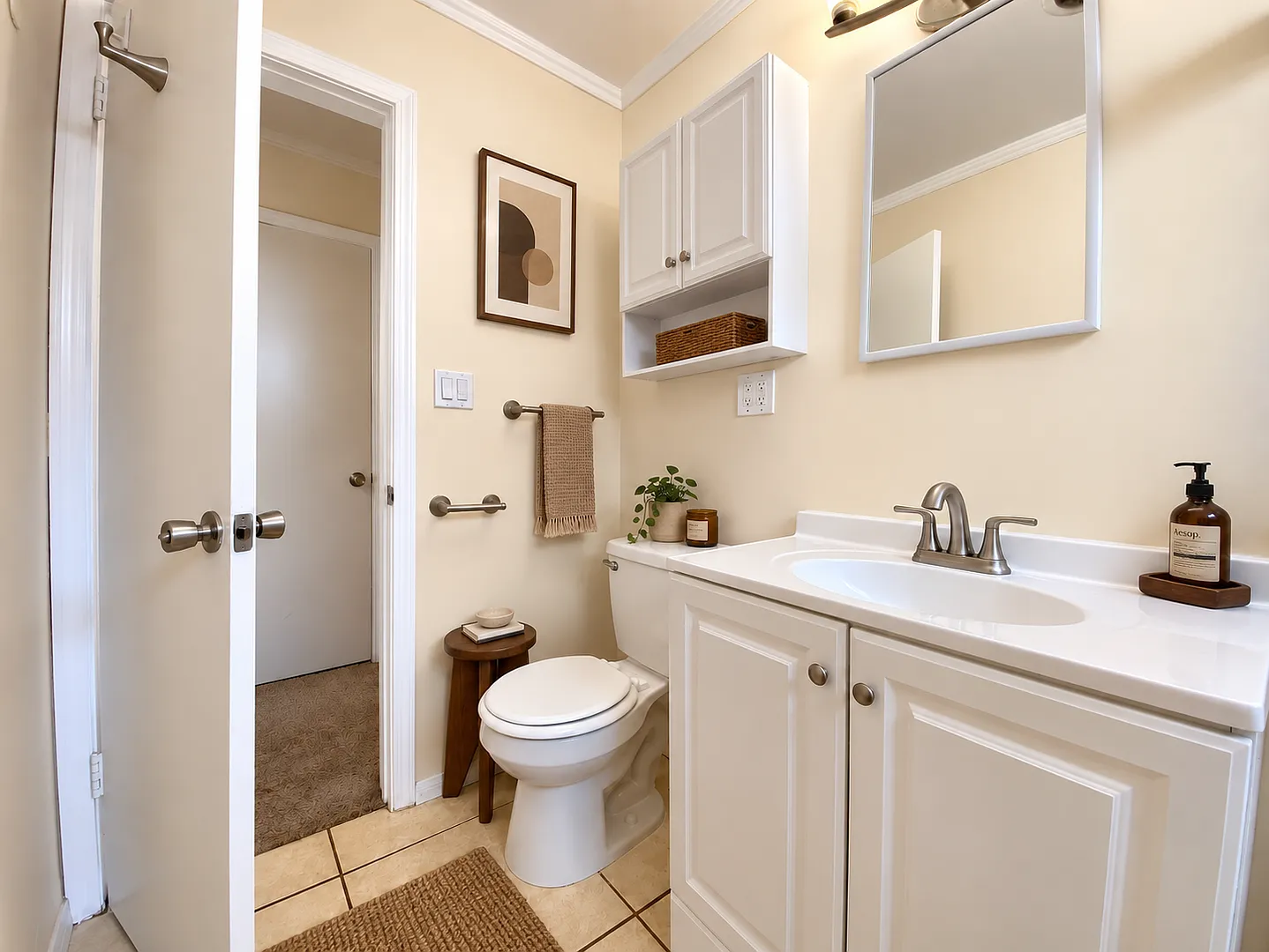 In Unit Washer & Dryer! Upstairs & Spacious Two Bedroom! Flooring Throughout! Gated Community! — Photo 4