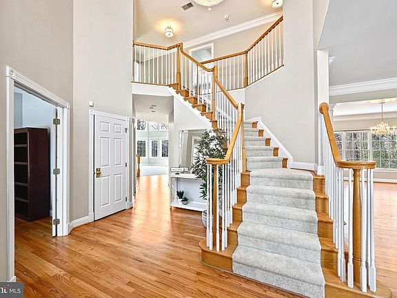 4th image of 10602 Beechknoll Ln