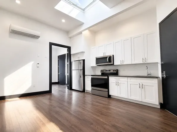 216 Knickerbocker Ave #2D, Brooklyn, NY 11237
