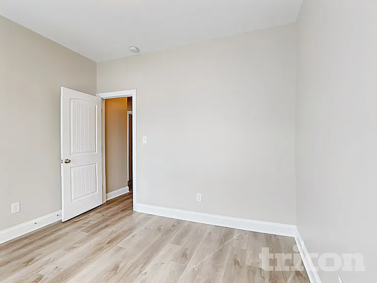 117 Cambridge Dr — Photo 12