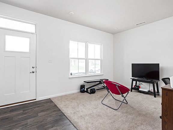 5th image of 2618 Dorset Dr