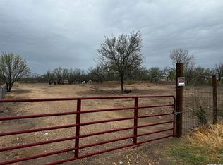 1083 County Road 6610 LOT 19-2, Devine, TX 78016