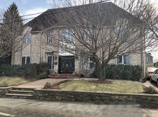 138 Main St, Waltham, MA 02453