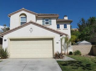 28334 Maitland Ln, Saugus, CA 91350