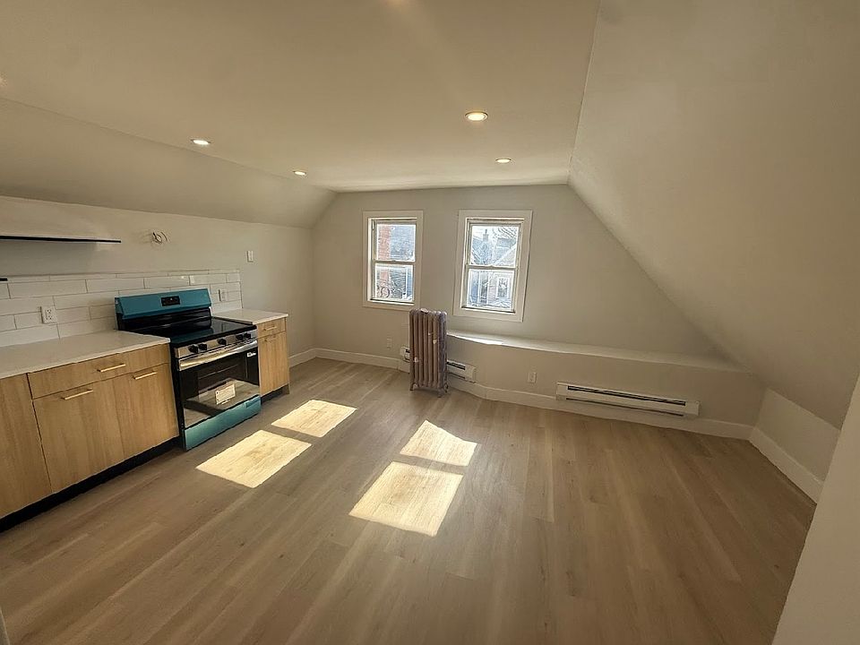 1st image of 574 13th Ave Floor 3