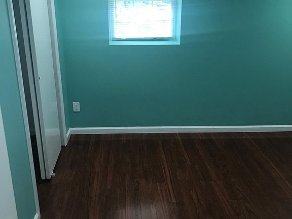 5th image of 102 Smithtown Polk Blvd