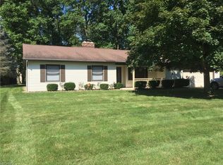 5379 Barkwood Dr, Sheffield Village, OH