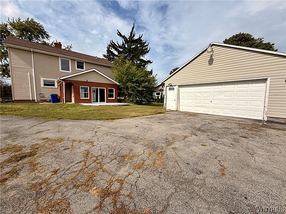4th image of 5945 Ward Rd