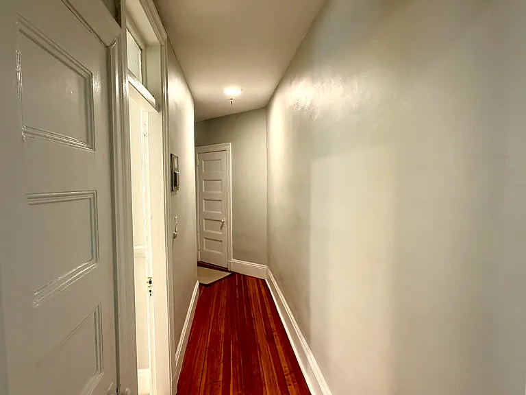 108 Winthrop Rd #5 — Photo 9
