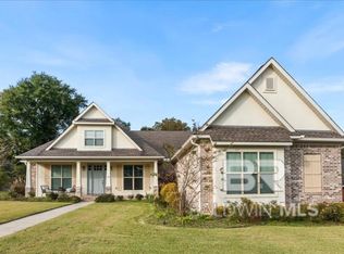 3404 Twin Lakes Ct, Saraland, AL 36571