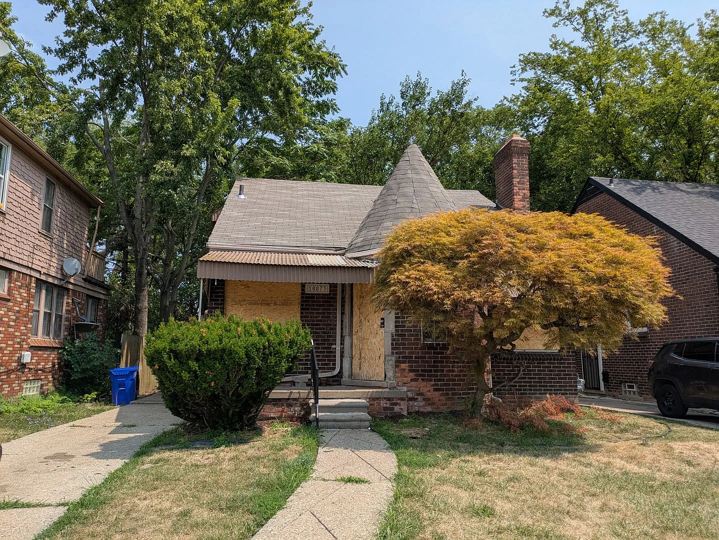 10873 E Outer Drive is a 3-bedroom, 2-bathroom brick bungalow for rent in Detroit's Outer Drive-H... — Photo 1