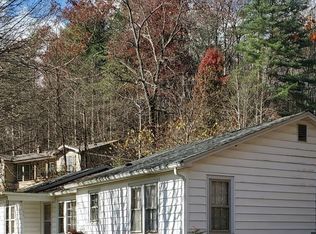 27 Greenway Rd, Sylva, NC 28779